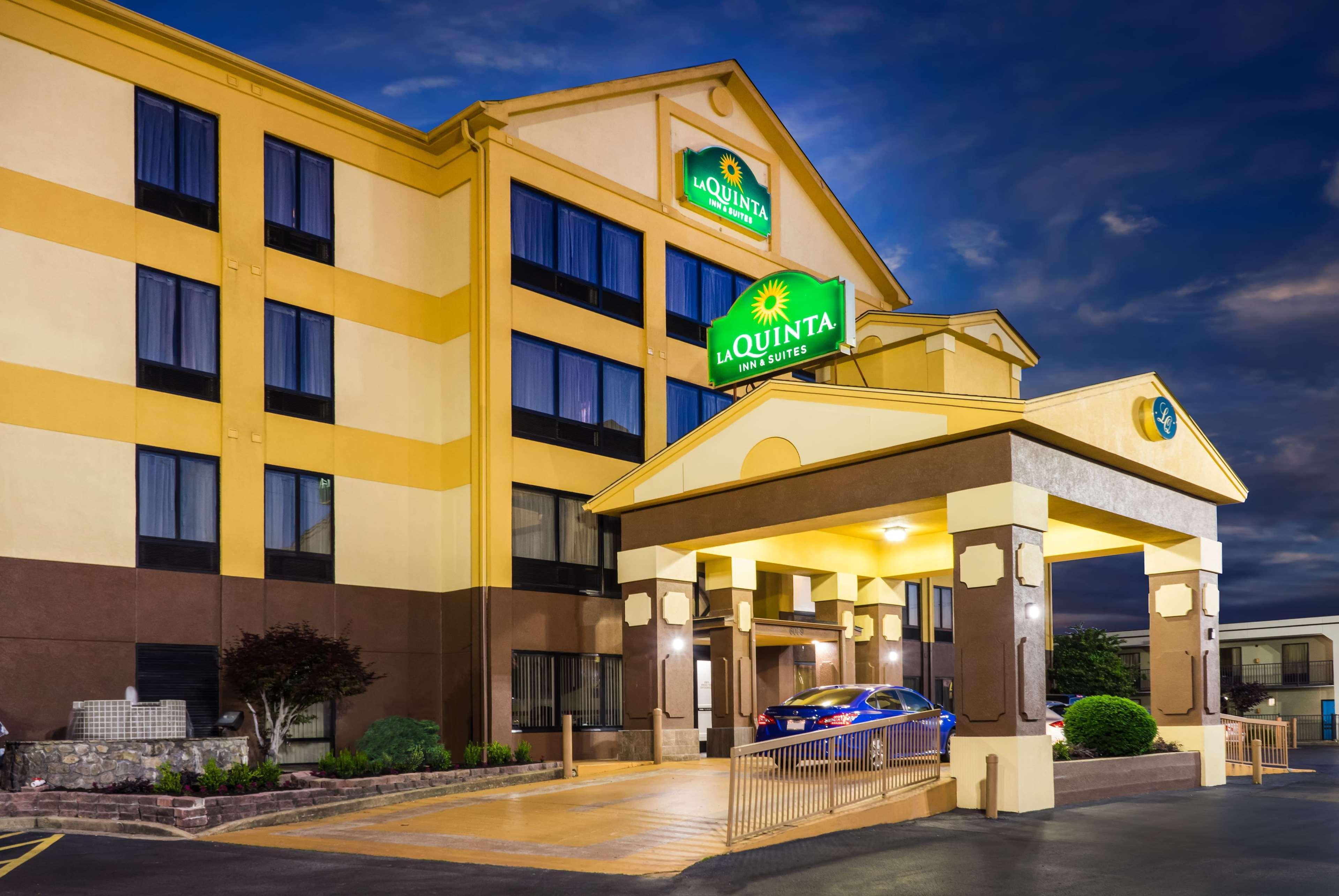 Hotel Wingate By Wyndham Memphis East Exterior foto
