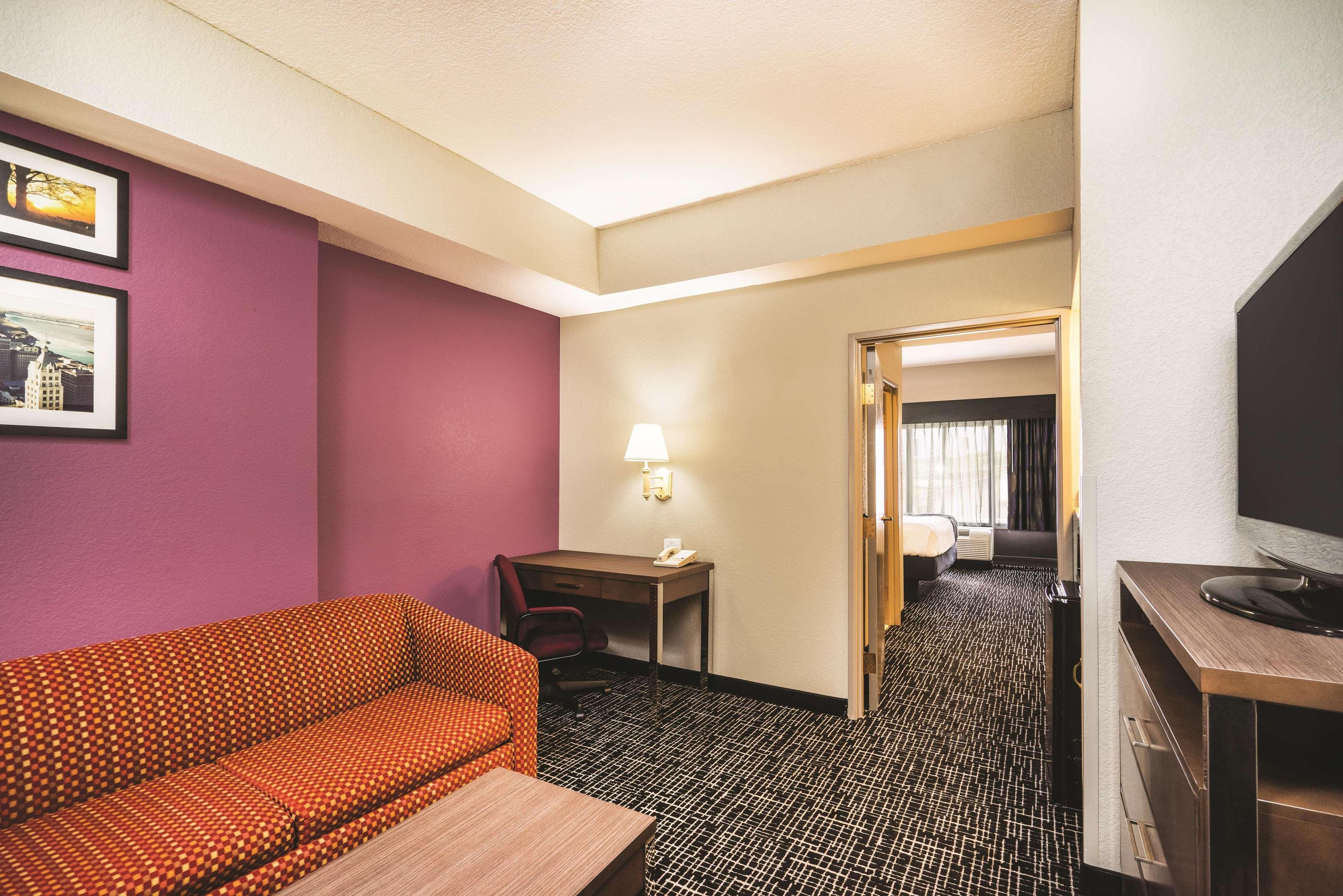 Hotel Wingate By Wyndham Memphis East Exterior foto